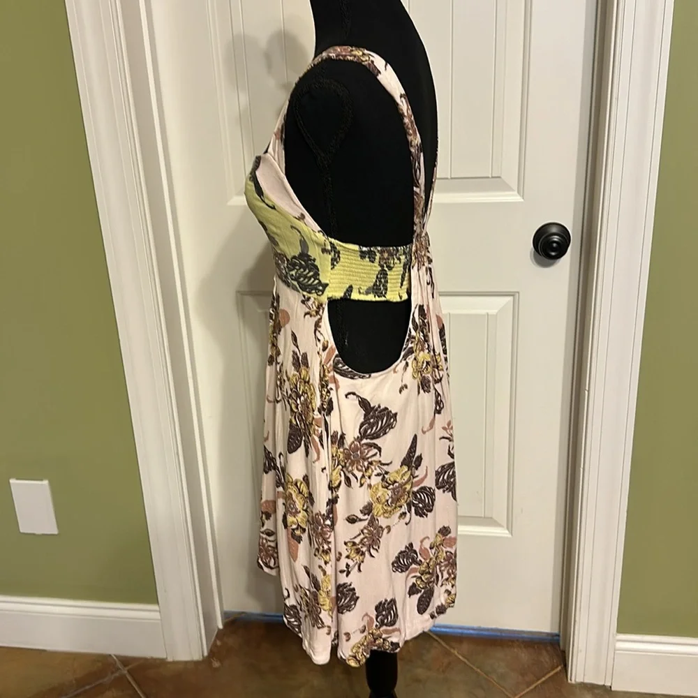Airy and flowy Free People Dress - Picture 4 of 4